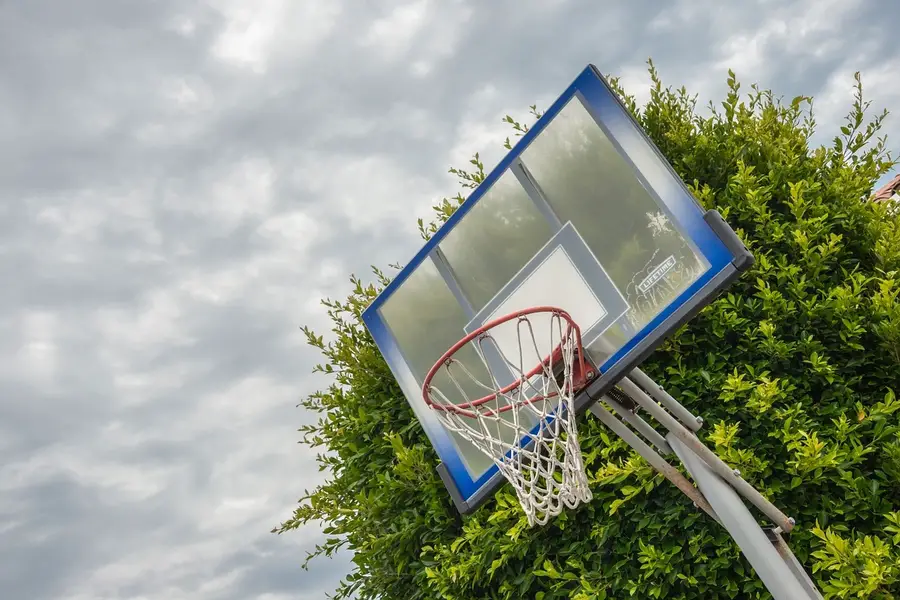 secure basketball hoop